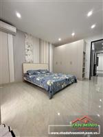 Bán Nhà 4 tầng thang máy , Tại Chợ Hàng Thông Hồ Sen oto đỗ cửa 