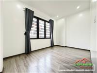 - Nhà lô góc, mặt ngõ Miếu Hai Xã Lê Chân Hải Phòng. - Ngõ 2 oto tránh nhau, ngõ thông phù hợp kinh doanh buôn bán. - Diện tí