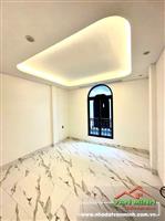 - Bán nhà 5 tầng Chợ Hàng Hải Phòng  - Diện tích: 42m² đến 55m² - Giá: 5,6 tỷ đến 19 tỷ 