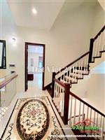 Cho thuê nhà villa mặt ngõ phố Đà Nẵng ô tô đỗ ngày đêm