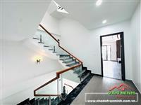 Bán nhà 4,5 tầng sang trọng tại số 148 mặt đường Khúc Hạo, Lê Chân, Hải Phòng