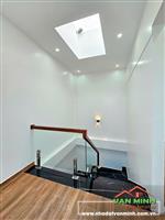   🏡 HOT SÂN CỔNG! Nhà 4 tầng độc lập Hồ Sen - Chỉ 70m2 ĐẦY ĐỦ CÔNG NĂNG, ngõ 4m thông thoáng!  