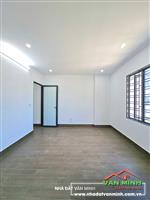 - Nhà 3 tầng tuyến 2 Đường Hồ Sen - Hải Phòng. 