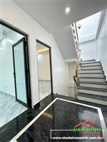 BÁN NHÀ PHỐ KHÚC THỪA DỤ - THIÊN LÔI