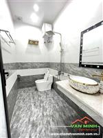 Bán nhà Trung Hành độc lập sân cổng sát Lê Hồng Phong