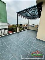 Bán nhà đẹp phố Hồ Sen - Gara oto ngay sát nhà - Lê Chân - HP