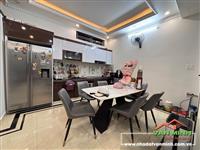 Bán nhà Lạch Tray có sân cổng riêng oto đỗ trước cửa