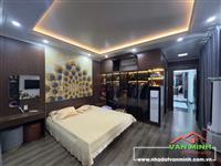 - Bán nhà mặt đường Tuyến 2 Quán Nam Hải Phòng. - Lô góc 5 tầng thang máy.