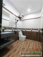 Bán nhà đẹp phố Chợ Hàng - Hồ Sen, Lê Chân, Hải Phòng