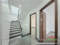 - Căn nhà ngõ 280 Trần Nguyên Hãn cạnh trường học Võ Thị Sáu: