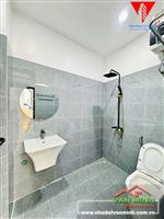 Bán nhà sân cổng xây mới phố Dư Hàng - chợ Cột Đèn, Lê Chân, HP