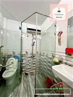 Bán nhà sân cổng phố Chợ Hàng - Hồ Sen, Lê Chân, HP