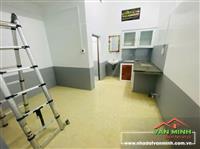 Bán Đất tặng nhà 1,5 tầng sân cổng riêng . mặt ngõ oto đỗ cửa . Lê Lai , Ngô Quyền 