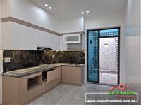 - Nhà 3 tầng tuyến 2 đường Nguyễn Tường Loan Lê Chân. - Diện tích: 90m2 sân cổng và sân sau rộng rãi  - Công năng sử dụng: 4 