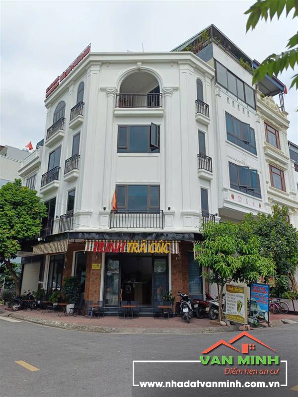 - Bán nhà 4 tầng lô góc khu TĐC Cây Đa 13 Gốc quán Trinh Trà Cúc ( chủ nhà tặng lại toàn bộ)  - Diện tích: 40,50 m2 mặt tiền 