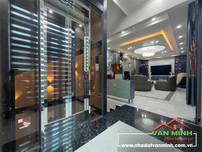 Bán Nhà Thiên Lôi- Quán Nam có thang máy