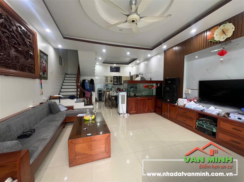 Nhà 4 tầng mặt đường 5m gần goldenpoint - 52,68m2