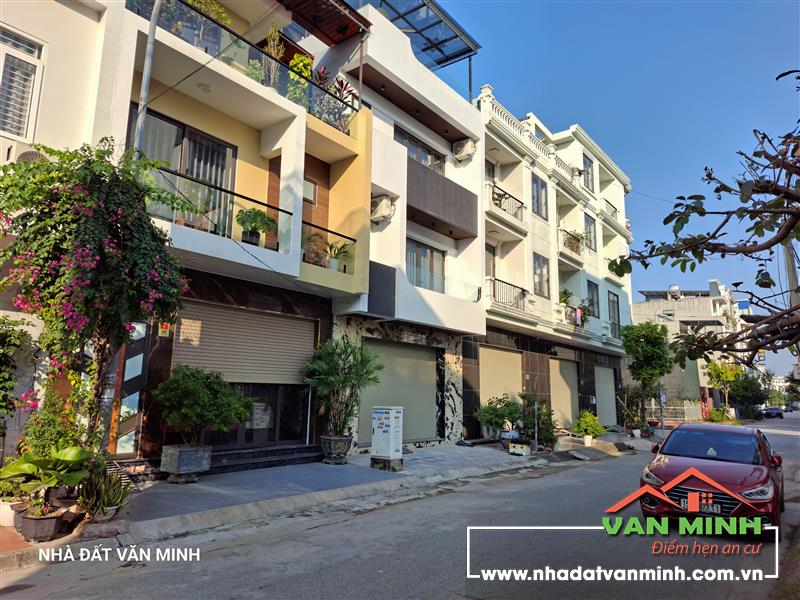 - BÁN NHÀ 60m² (NGANG 6M × DÀI 10M) TĐC TAM KỲ LÊ CHÂN HẢI PHÒNG. VỈA HÈ 3M  