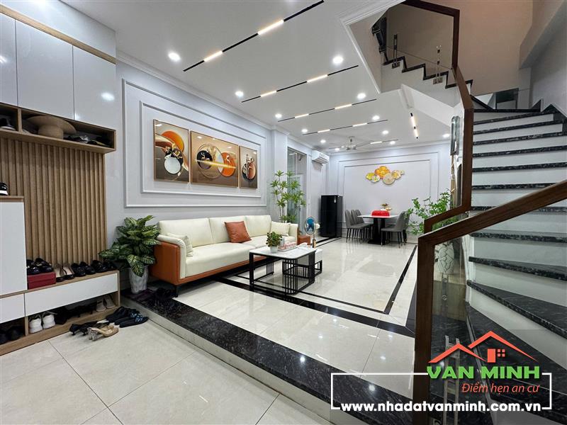 Bán Nhà mặ ngõ To Miếu Hai Xã , ô tô đỗ sát nhà 