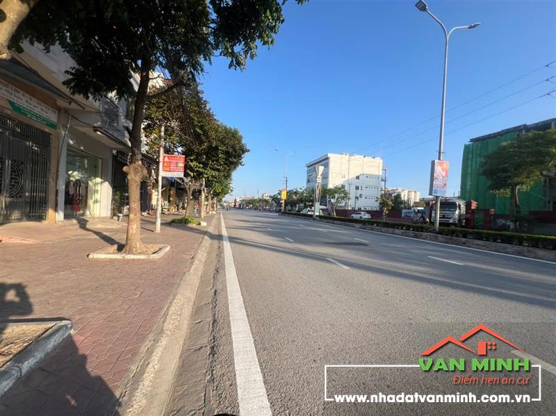 80m2 đất mặt đường Lê Duẩn - Vị Trí đẹp