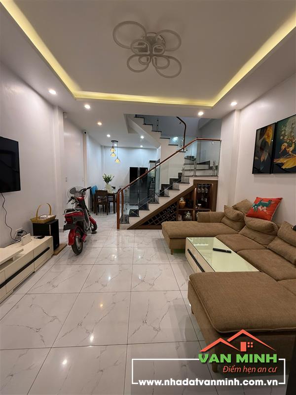 Bán Nhà Mặt Ngõ Trại Lẻ , Lê Chân , ô tô đỗ sát cửa 