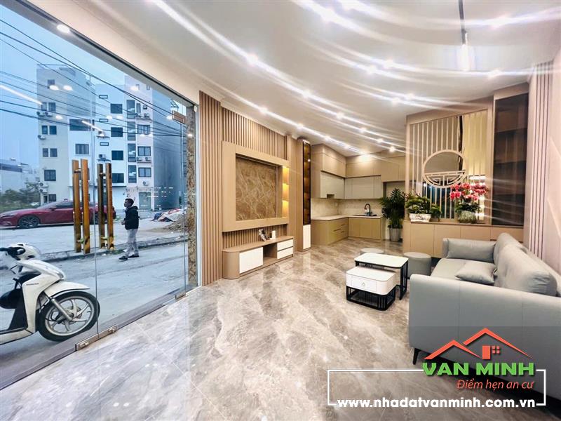 - Nhà LÔ GÓC 4 tầng xây mới TĐC Cây Đa 13 gốc. 