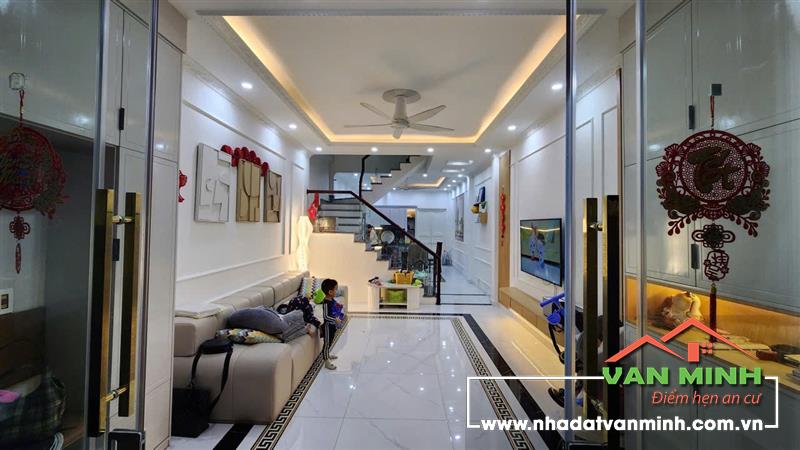 80,4m2 nhà 4 tầng hiện tại tại Chiêu Chinh - Đường trước nhà 5m