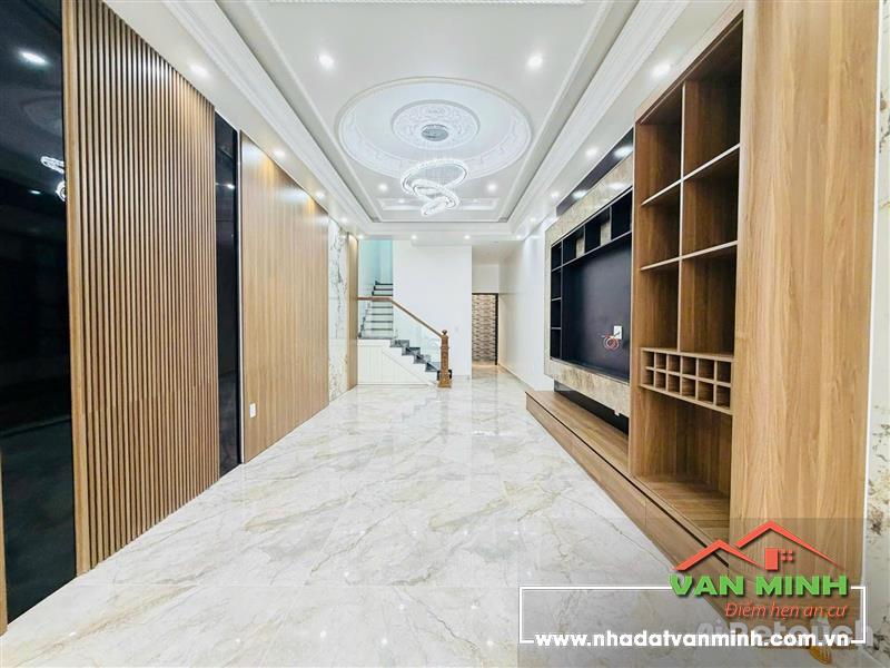 Bán nhà mặt đường số 12B Lô 15 Lê Hồng Phong, Hải An, Hải Phòng