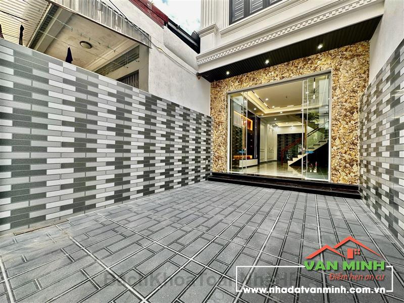 Bán nhà đẹp sân cổng phố Miếu Hai Xã, Lê Chân, Hải Phòng