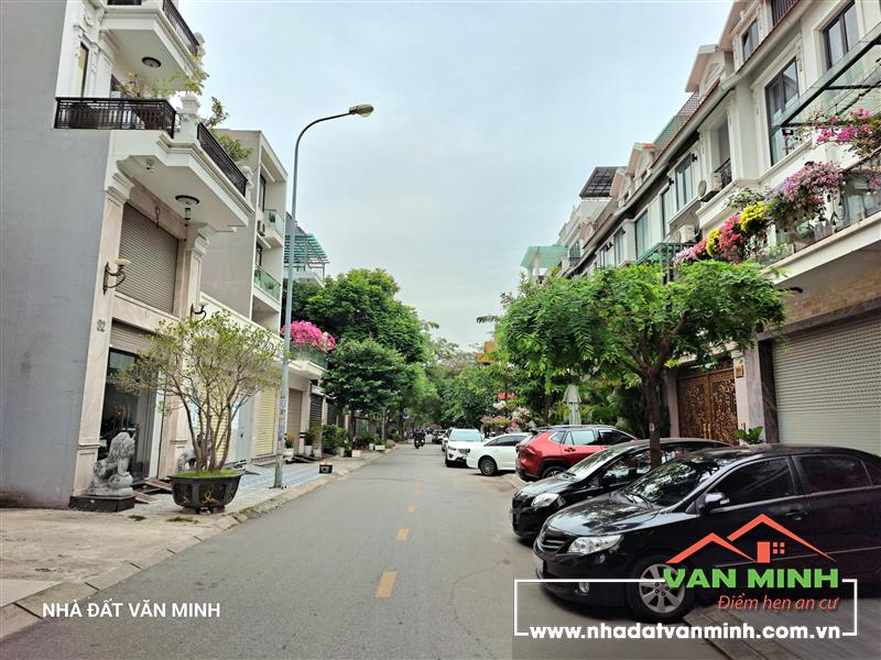 - Đất mặt đường Hoàng Ngọc Phách Hải Phòng.