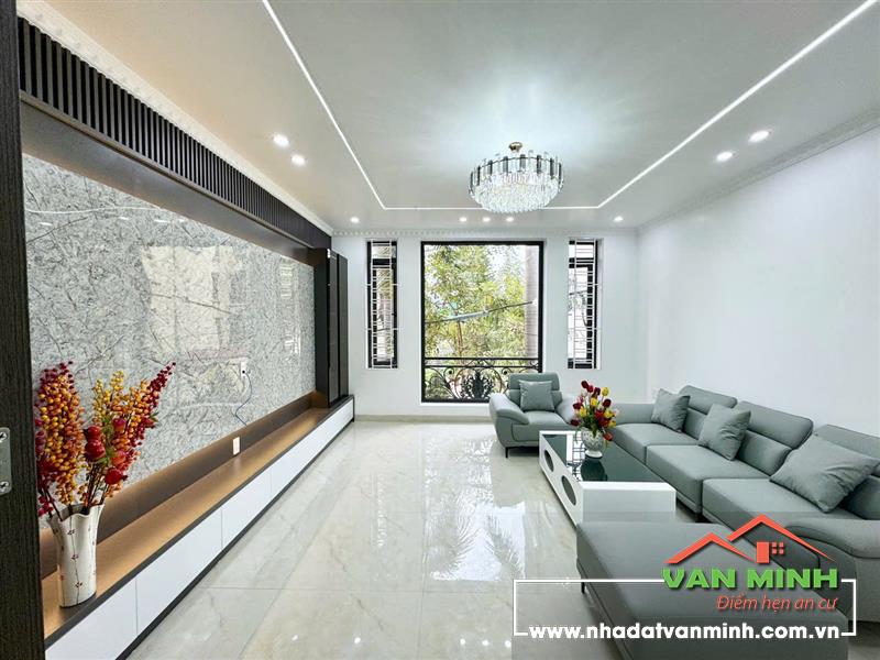 Mặt ngõ Lạch Tray oto qua lại