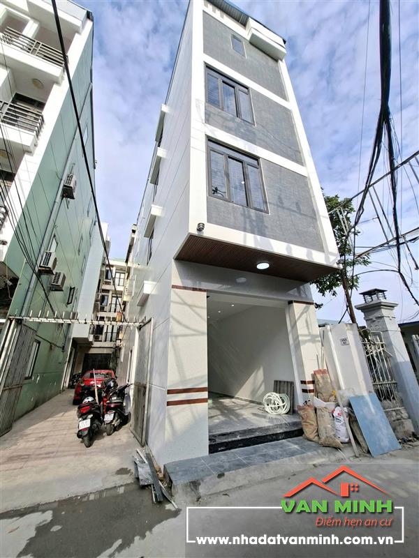 - Bán nhà mặt ngõ to hai ô tô tránh nhau tại Kiều Sơn - Văn Cao. - Nhà dân xây độc lập tường 20 vị trí lô góc xung quanh thoá