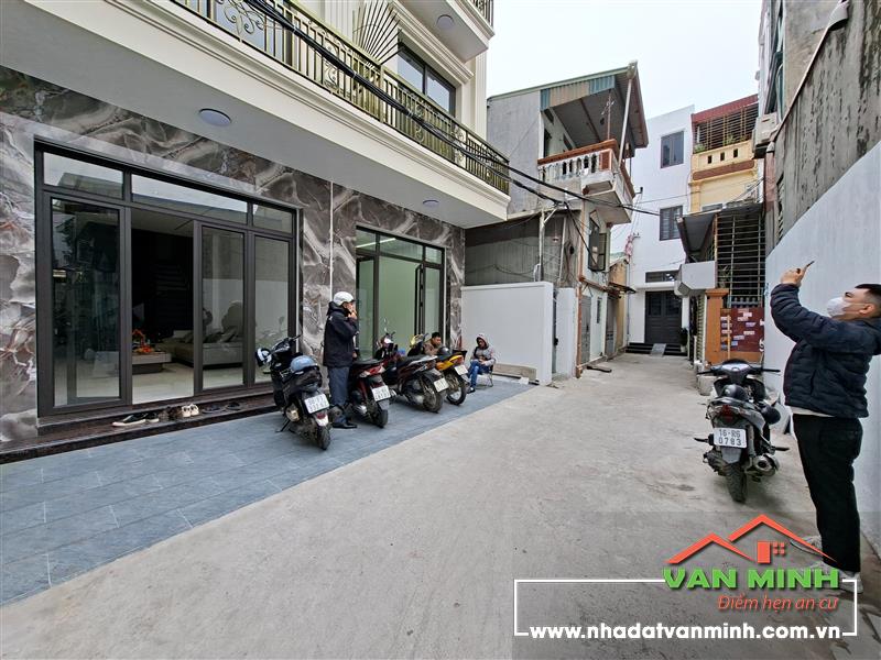 - Nhà thang máy 4 tầng khu Quán Nam - Trại Lẻ.