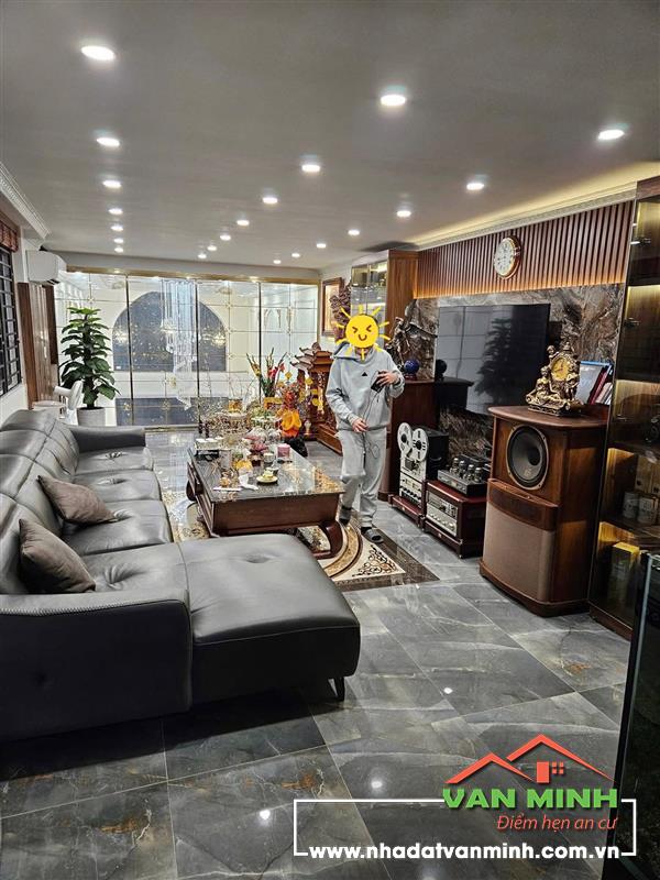 - Bán nhà  8 tầng thang máy lô góc mặt đường Tô Hiệu Lê Chân Hải Phòng. - Diện tích đất: 86m² thông sàn, thiết kế hiện đại vừ