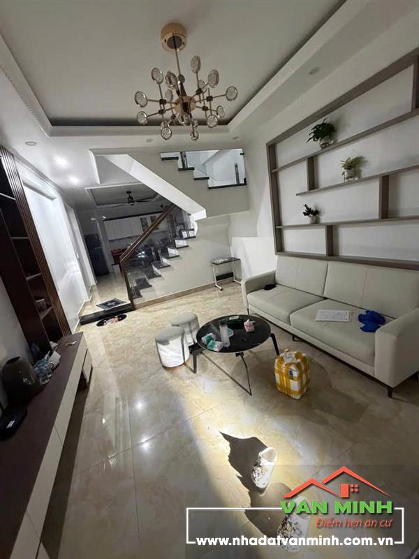 Bán Nhà 4 tầng Thiên Lôi Chợ Đôn ô tô đỗ cửa giá 4 tỷ