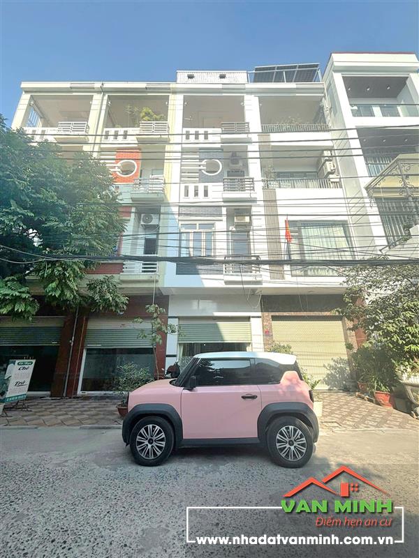 CHÍNH CHỦ BÁN HOẶC CHO THUÊ NHÀ MẶT PHỐ KIỀU SƠN – VĂN CAO   - Diện tích: 82m² – xây 4.5 tầng kiên cố 🚗 Gara ô tô – 🛋️ phòn