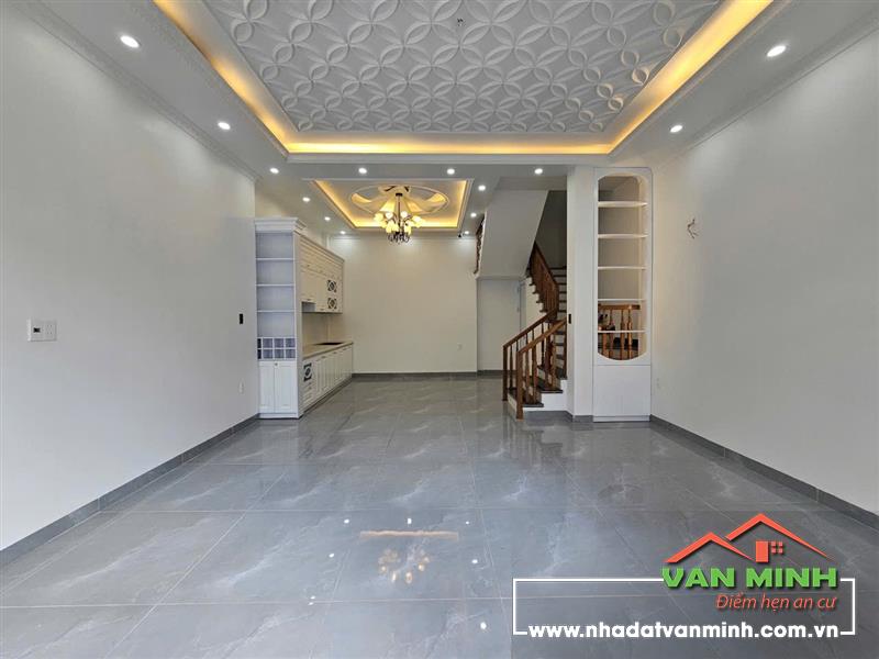 Nhà 4 tầng xây mới độc lập, thiết kế tân cổ điển - 50m2 - Ngõ 2 ô tô tránh nhau