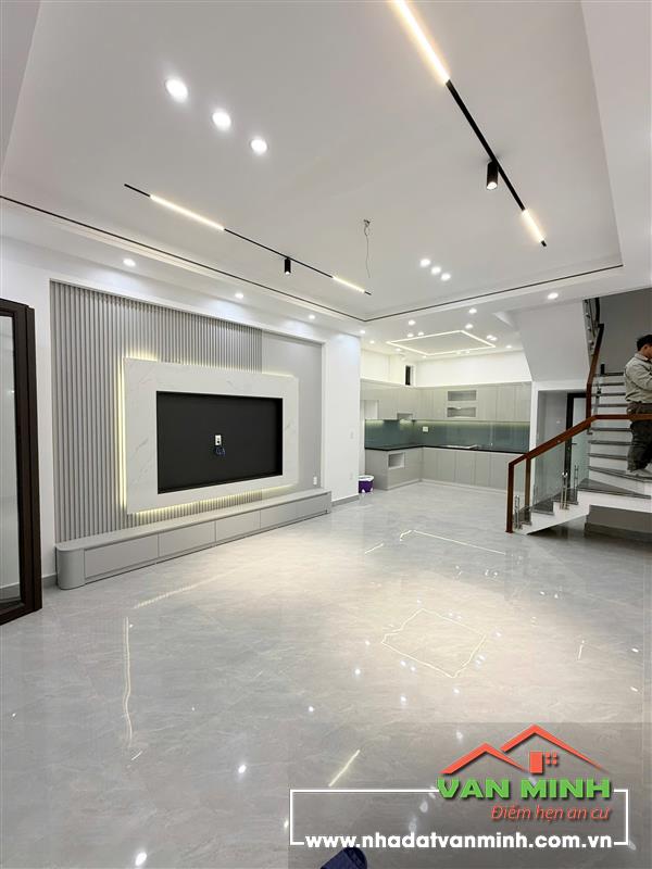 Bán nhà Thiên Lôi ngay gần Chợ Đôn