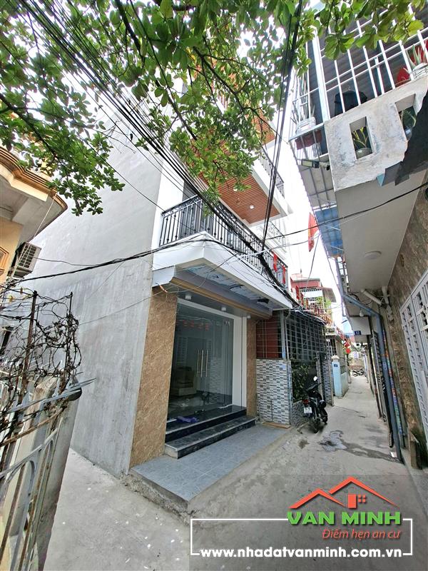 - BÁN NHÀ LÔ GÓC SIÊU ĐẸP - PHẠM TỬ NGHI THÔNG 250 THIÊN LÔI  ✅ Diện tích: 47m²  ✅ Hướng: Tây Nam– lô góc 2 mặt thoáng ✅ Nhà 