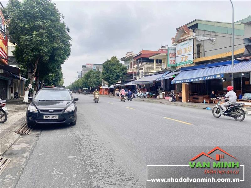 Bán đất tặng nhà cũ mặt đường Trần Nhân Tông - 100m2 - Đường 20m