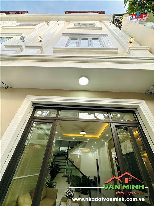 Bán nhà Miếu Hai Xã