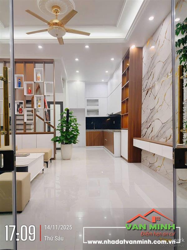 - Bán nhà ngõ 322 Tô Hiệu vị trí nông - Diện tích ~ 40mx 4 tầng độc lập lô góc - Công năng : 4ngủ, 3WC, phòng thờ, sân phơi, 