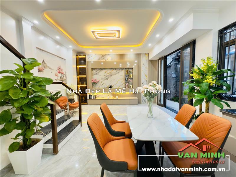 Nhà mới 4 tầng 169 Trần Nguyên Hãn