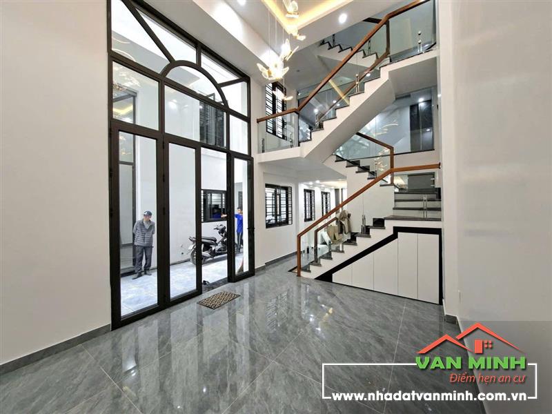 Bán nhà đẹp ngay Hoàng Huy Commerce - Võ Nguyên Giáp, Lê Chân, HP