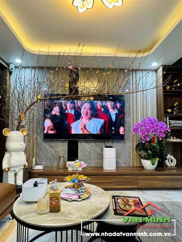 - BÁN NHÀ 5 TẦNG – VỪA Ở VỪA KINH DOANH SPA SIÊU TỐT LỘC Ở NGUYỄN CÔNG HOÀ - Nhà đang kinh doanh spa – nối mi, nail ổn định, 