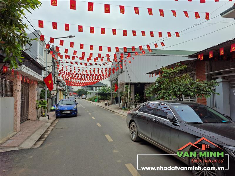 - Bán nhà lô góc gần chợ Vĩnh Khê đường Máng Nước -  An Dương Hải Phòng. - Diện tích: 60m² tặng nội thất đầu đủ khách về nhà 