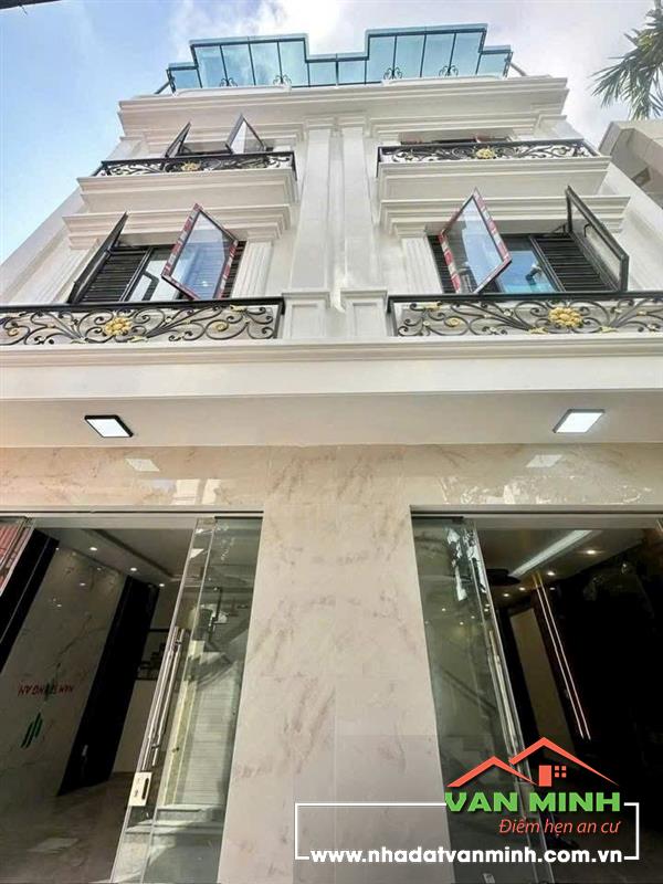 - Bán nhà sau mặt đường Miếu Hai Xã, Lê Chân, Hải Phòng. - Ngõ thông oto cách nhà 10m  - Dt:  42m² x 4 tầng đầy đủ các phòng.