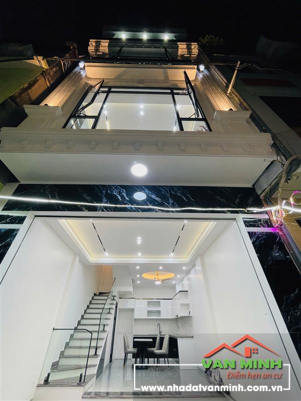 Bán nhà tại Nguyễn Tường Loan Lê chân Hải phòng 