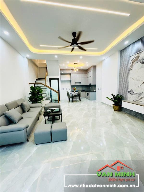 Bán nhà ngõ 633 Ô-Tô đỗ ngày đêm gần nhà