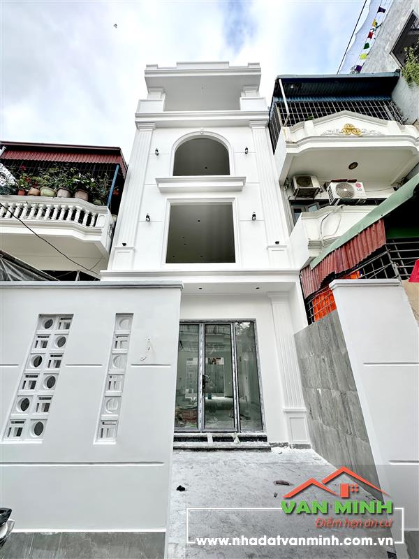 Bán nhà đẹp sân vườn 100m2 phố Trần Nguyên Hãn, Lê Chân, HP